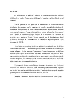 Une expérience de la médecine traditionnelle à la maison de la feuille