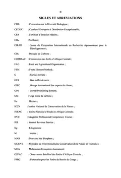 Étude comparative de la diversité floristique et du carbone stocke