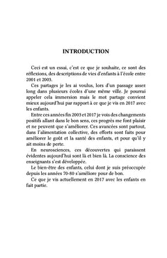 Dans la cour...