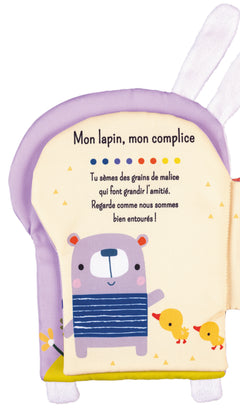 Mon gros lapin avec hochet