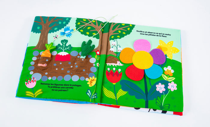 Mon livre d'activités en tissu