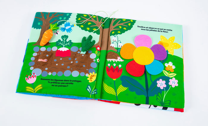 Mon livre d'activités en tissu