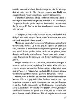 Du sang sur la robe