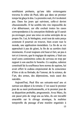 Neuf cents centimètres cubes de trop