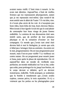 Neuf cents centimètres cubes de trop