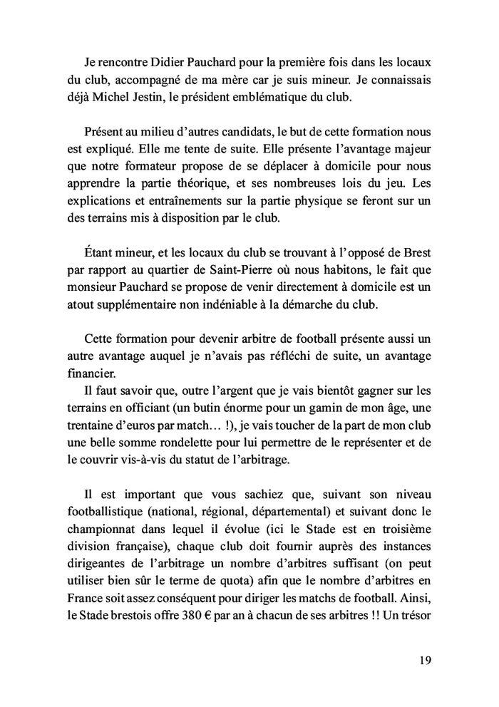 Arbitre de football de la France d'en bas