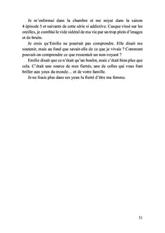 La piqûre de la bouteille bleue