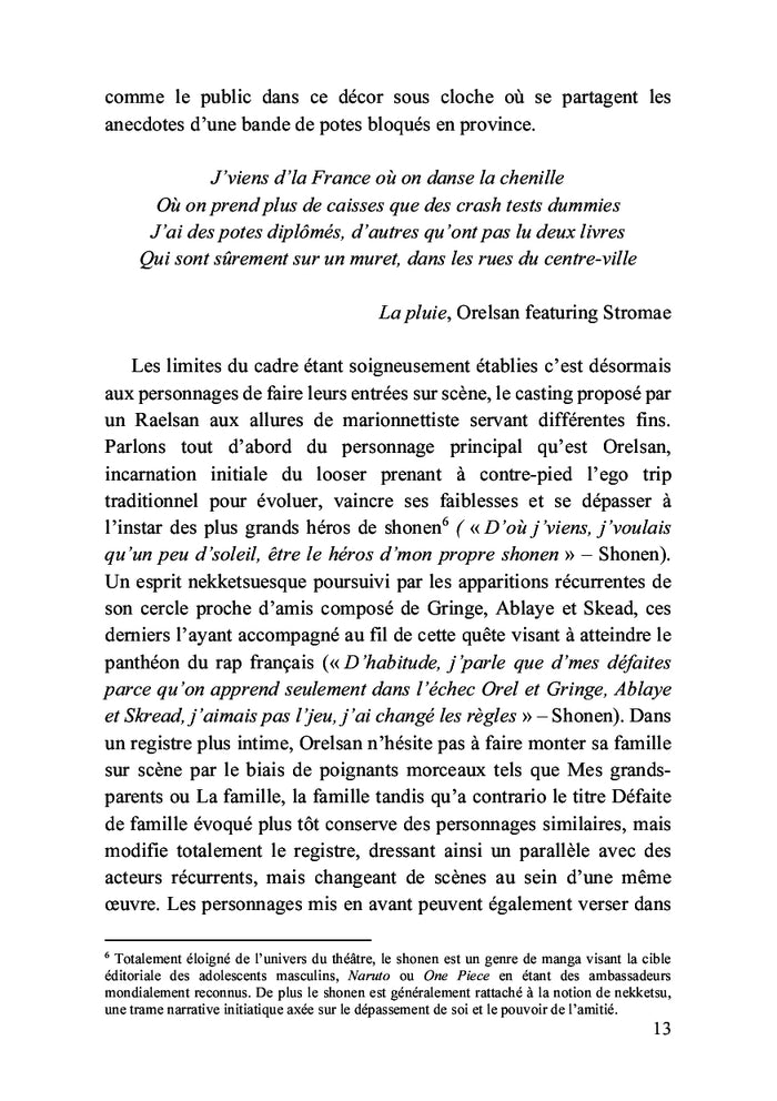 Pétales sur asphalte