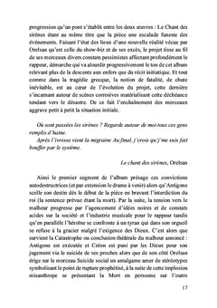 Pétales sur asphalte