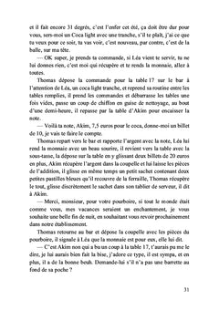 Le soleil bleu se lève à l'Est