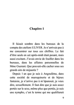 L'espionne était en foncé - Livre gros caractères