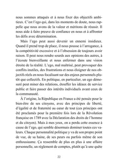 La tête à droite, le coeur à gauche