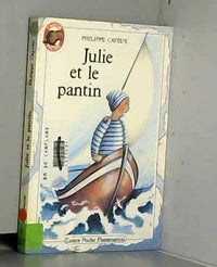 Julie et le pantin ***