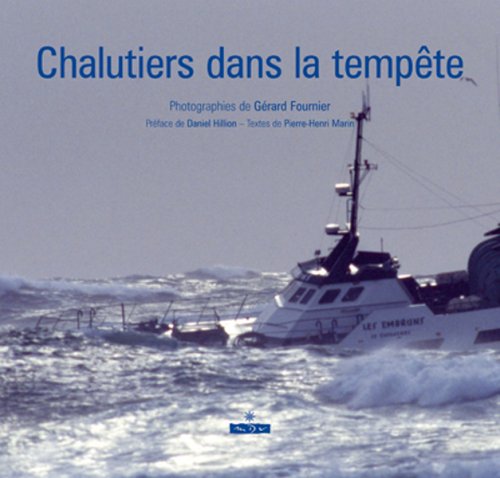 Chalutiers dans la tempête