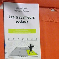 Les travailleurs sociaux