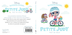 Petite Judy fait du vélo