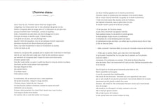 Une bible - un nouveau testament