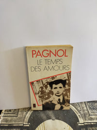 Souvenirs d'enfance, tome IV : Le temps des amours