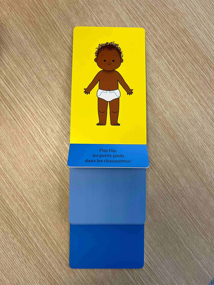 On s'habille, petit nombril