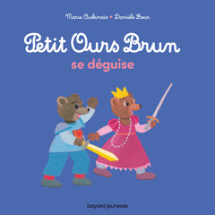 Petit ours brun se déguise