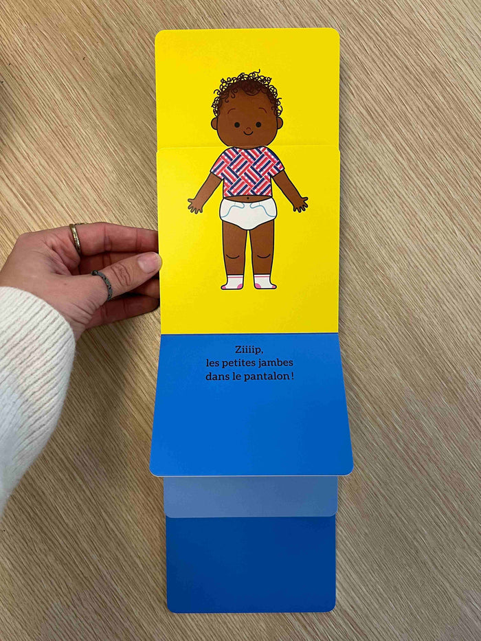 On s'habille, petit nombril