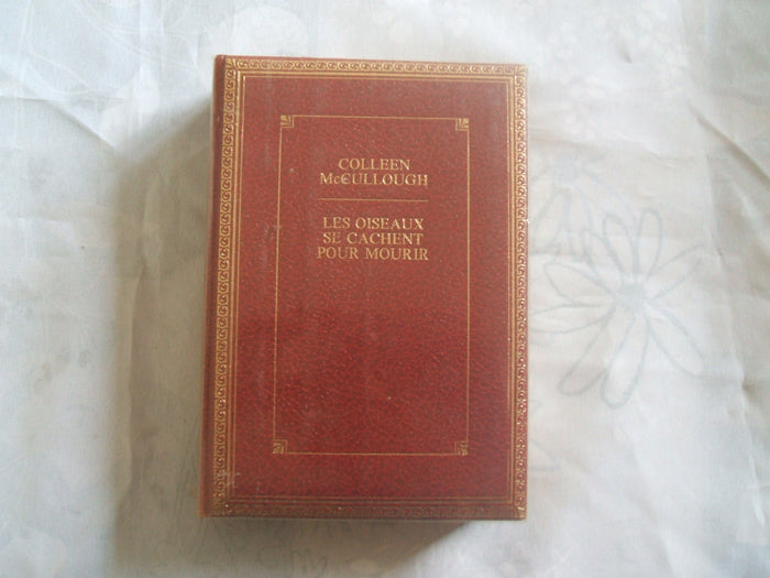 Les oiseaux se cachent pour mourir