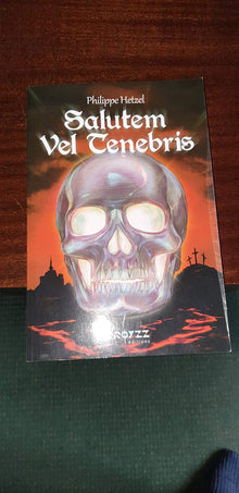 Salutem vel tenebris