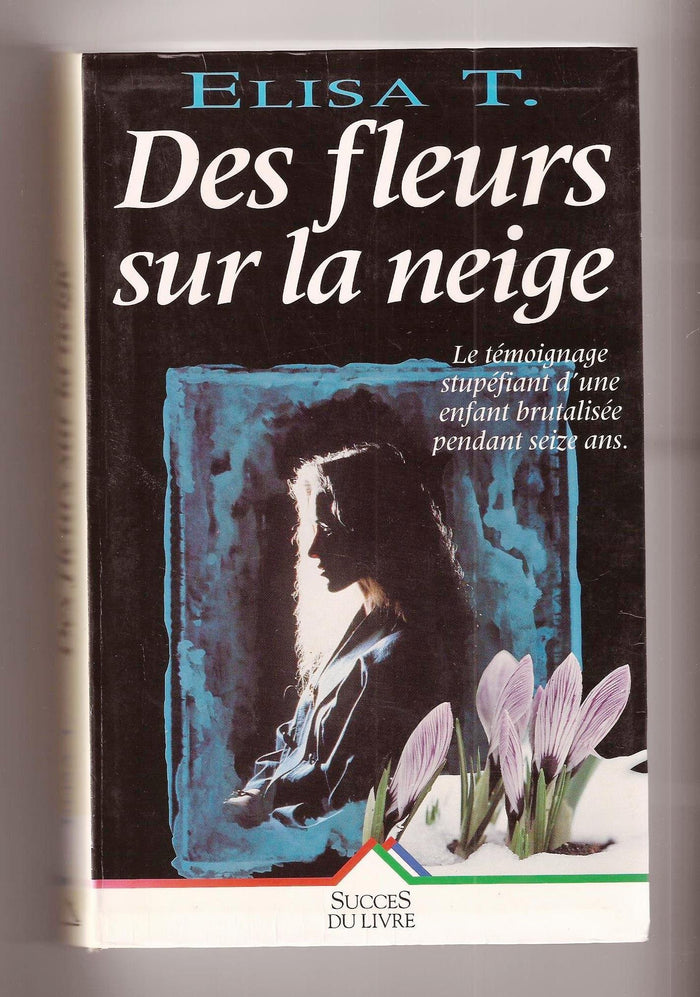 Des fleurs sur la neige