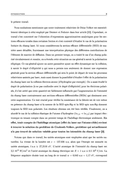 Etude theorique relativiste de la diffusion de particules chargees