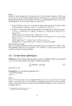 Analyse Harmonique sur les Paires de Guelfand et Loi de demi-cercle