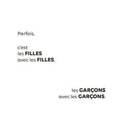 Dans la cour de l'école