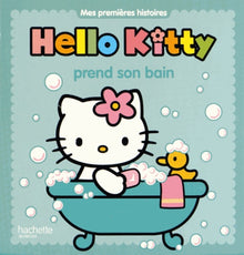 Hello Kitty prend son bain