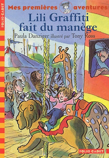 Lili Graffiti fait du manège