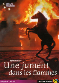 Une jument dans les flammes
