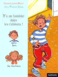 Y'a un fantôme dans les cabinets !