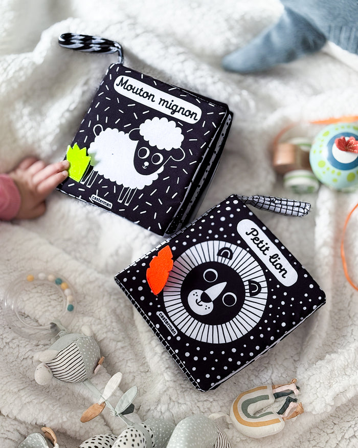 Le Premier Livre Tissu de Bébé - Petit lion