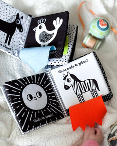 Le Premier Livre Tissu de Bébé - Mouton mignon