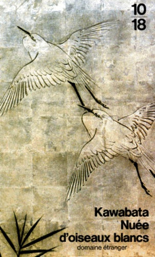 Nuée d'oiseaux blancs