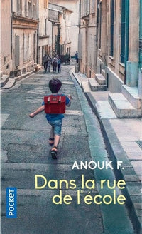 Dans la rue de l'école