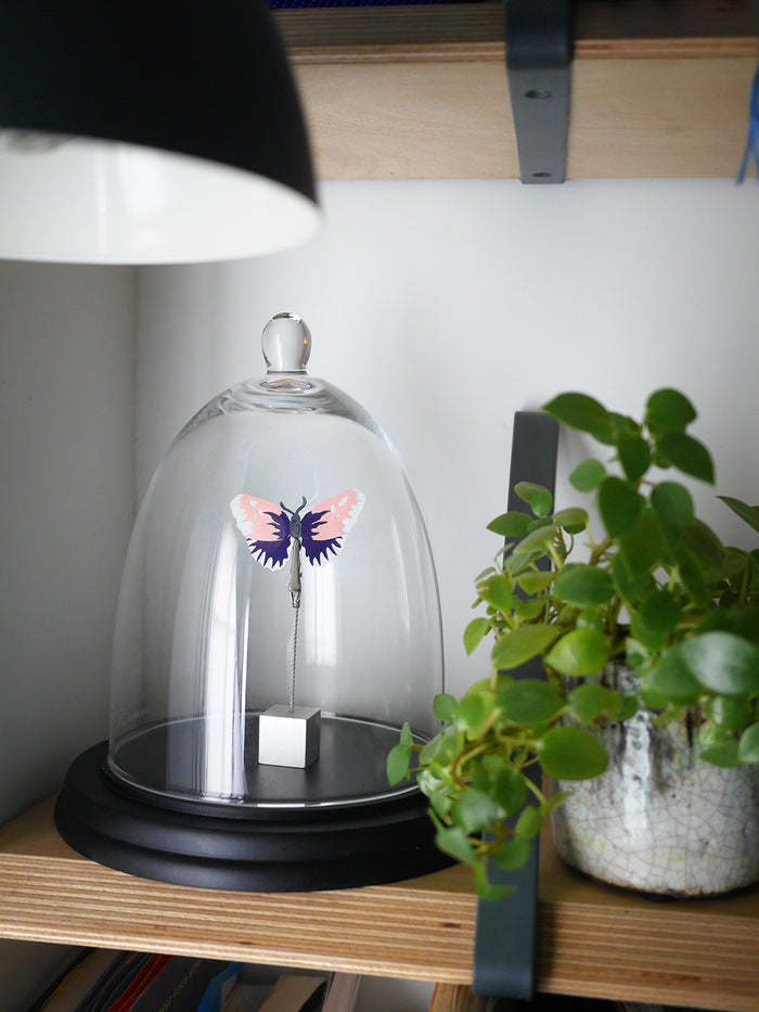 Papier découpé en relief