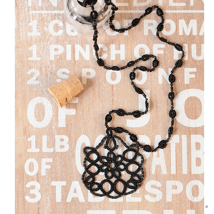 Frivolité avec des perles