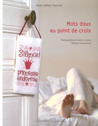 Mots doux au point de croix