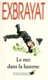 Le nez dans la luzerne