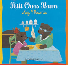 Petit ours brun et sa mamie