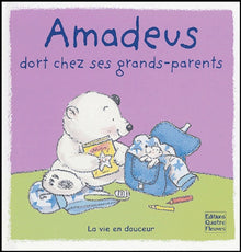 Amadeus dort chez ses grands-parents