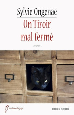 Un tiroir mal fermé