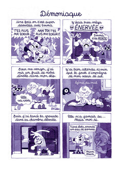 Bébé fille en remet une couche