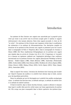 Analyse des systèmes d'attente avec rappels et arrivées négatives