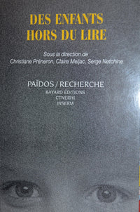 Des enfants hors du lire