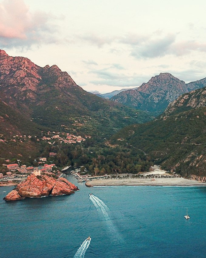 La belle vie Sailing